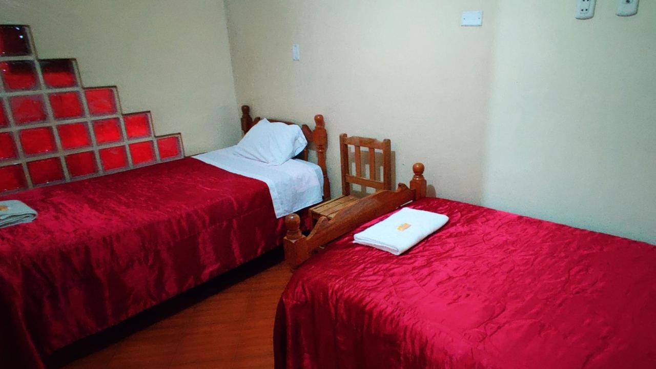 Lhotse Hostel B&B Huaraz  Ngoại thất bức ảnh