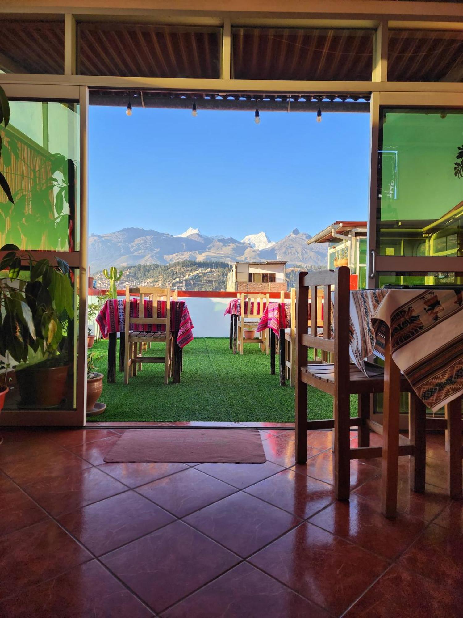 Lhotse Hostel B&B Huaraz  Ngoại thất bức ảnh