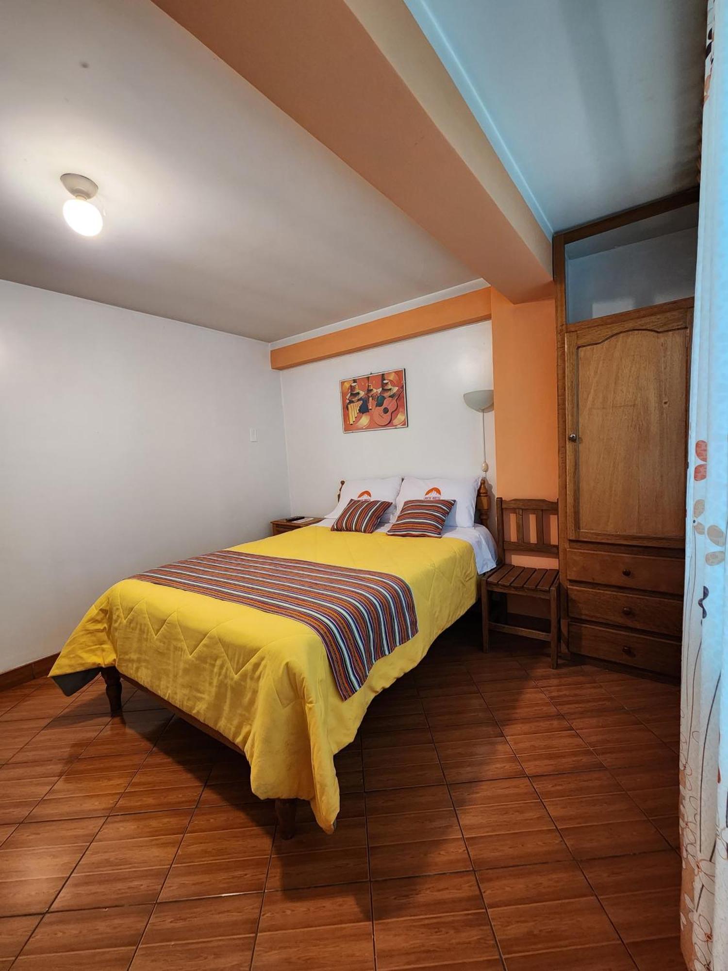 Lhotse Hostel B&B Huaraz  Ngoại thất bức ảnh