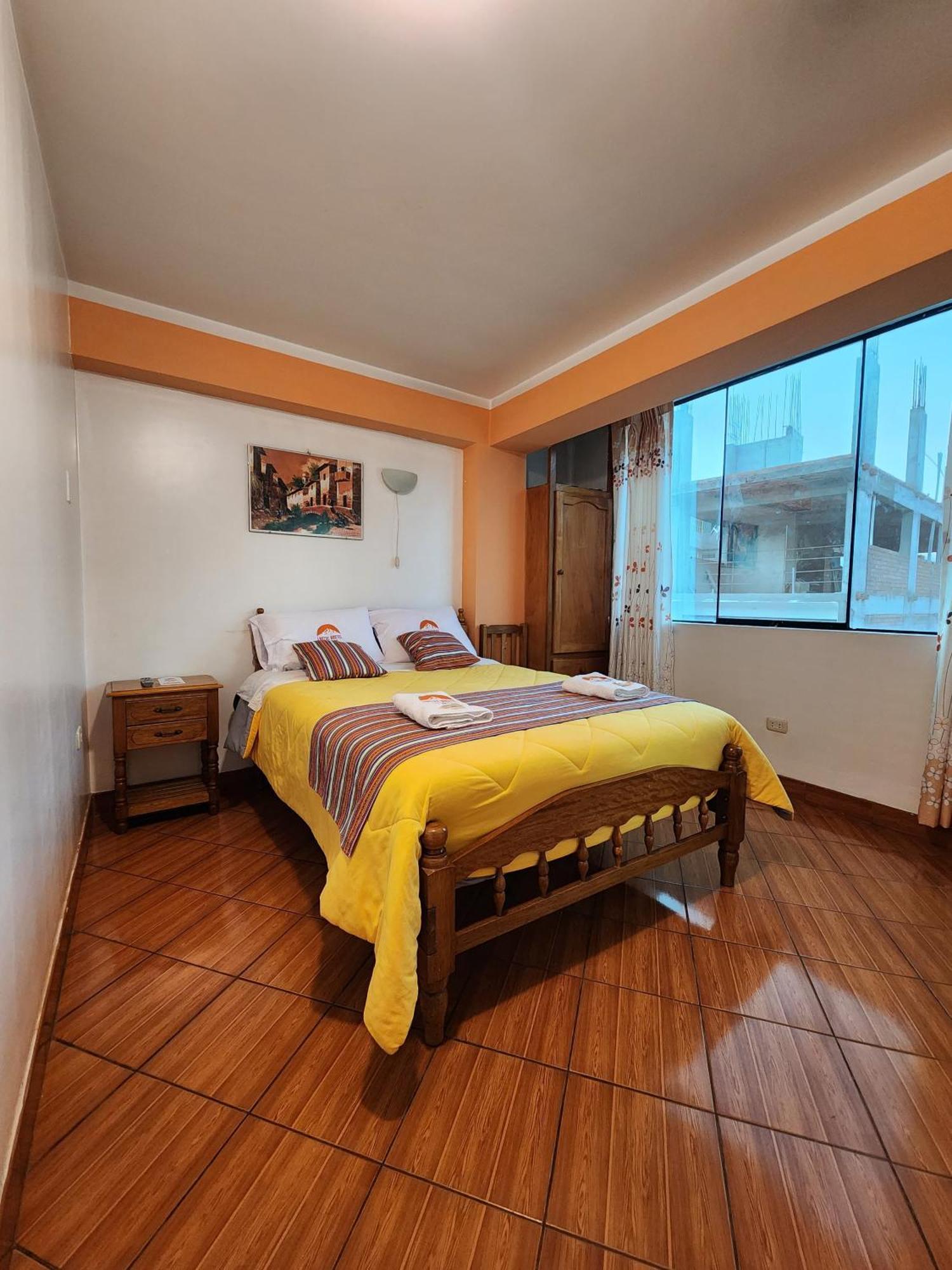 Lhotse Hostel B&B Huaraz  Ngoại thất bức ảnh