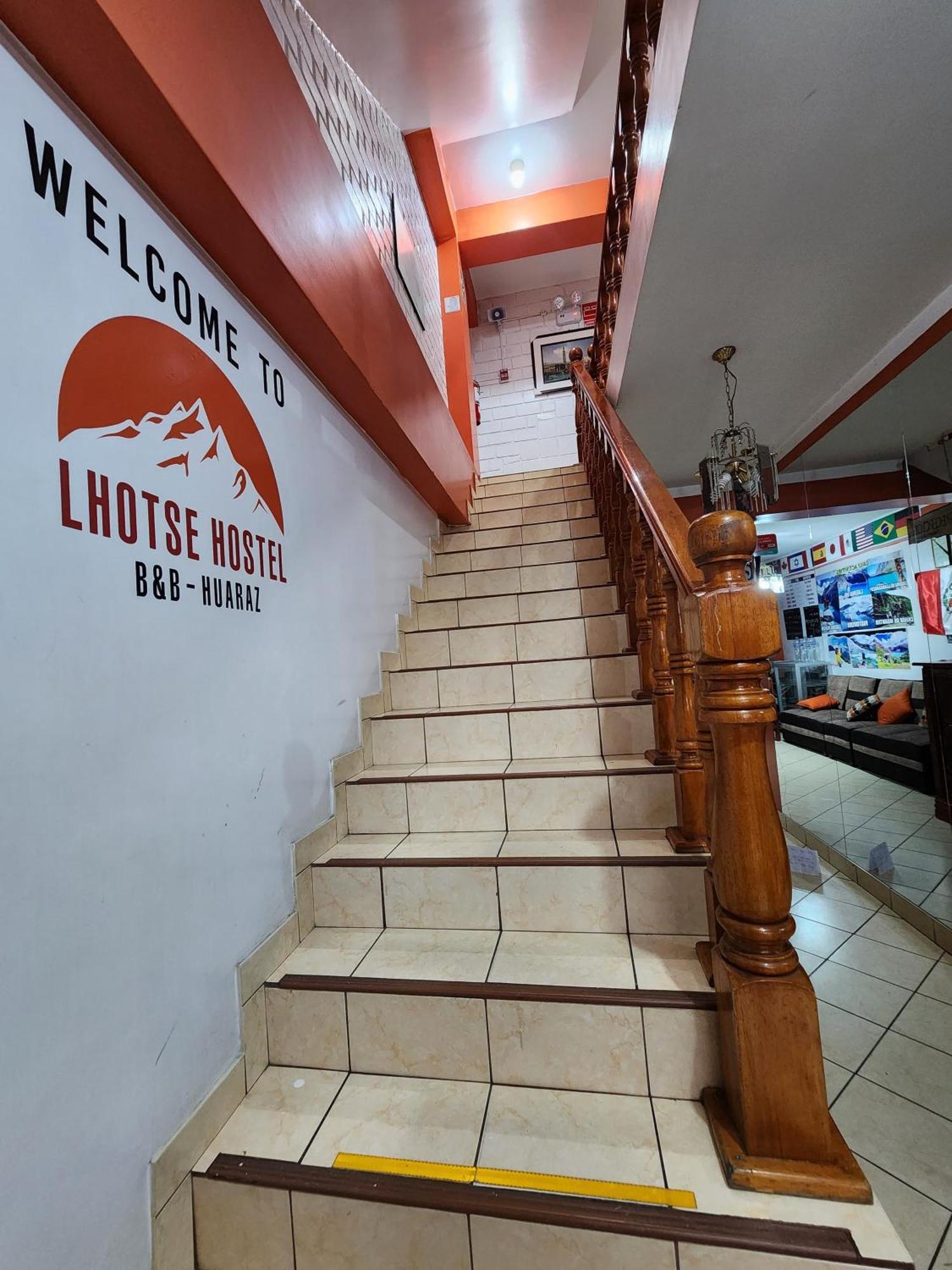 Lhotse Hostel B&B Huaraz  Ngoại thất bức ảnh